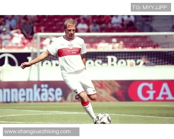 全球足球明星名字全解析与成就盘点，带你领略绿茵场上的传奇风采