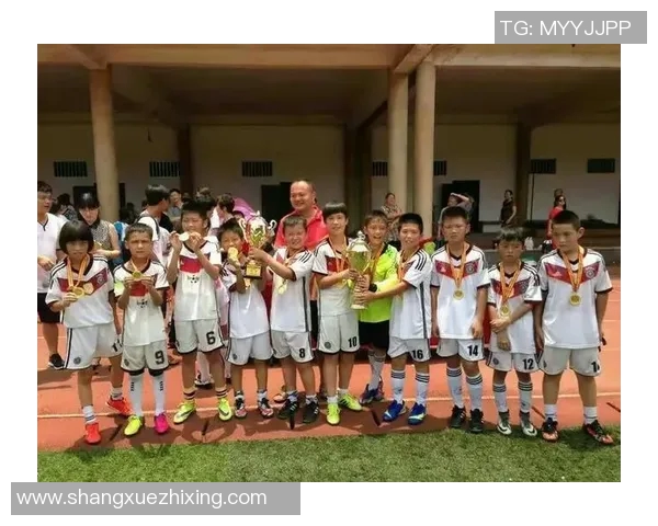 盘锦足球之星的成长之路与辉煌成就探秘