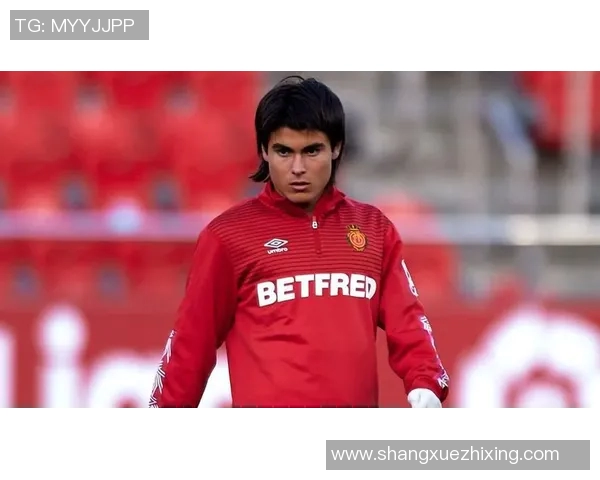 足球明星罗梅罗时尚穿搭揭秘引领潮流新风尚