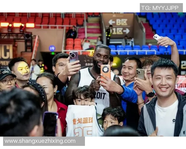 篮球壁纸与篮球明星的完美结合让你的手机桌面焕发活力与激情