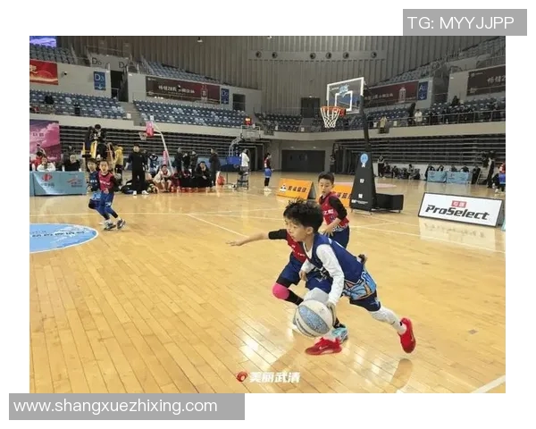 明星篮球对抗赛精彩纷呈球场上演友谊与竞技的完美结合